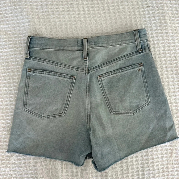 NWOT Madewell The Mom Jean Shorts - Picture 2 of 5